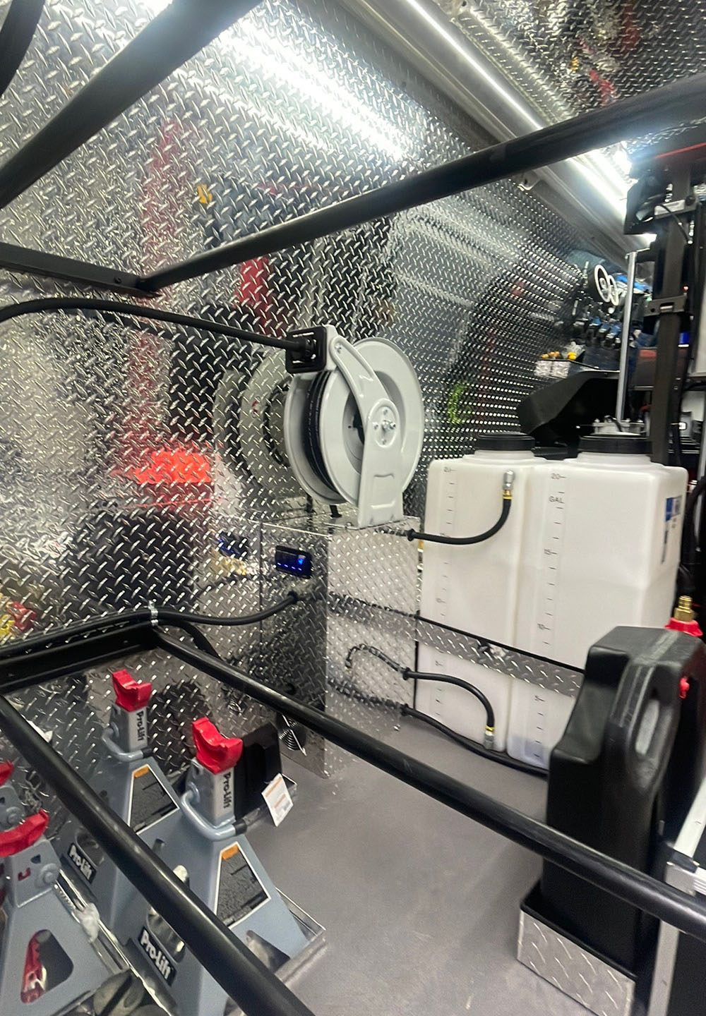 USAGoMobile Tires  Oil Changer